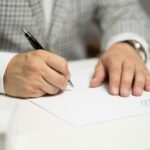 Standard-Vertragsklauseln SCC anwenden 2026: Drittland-Transfer DSGVO-konform regeln